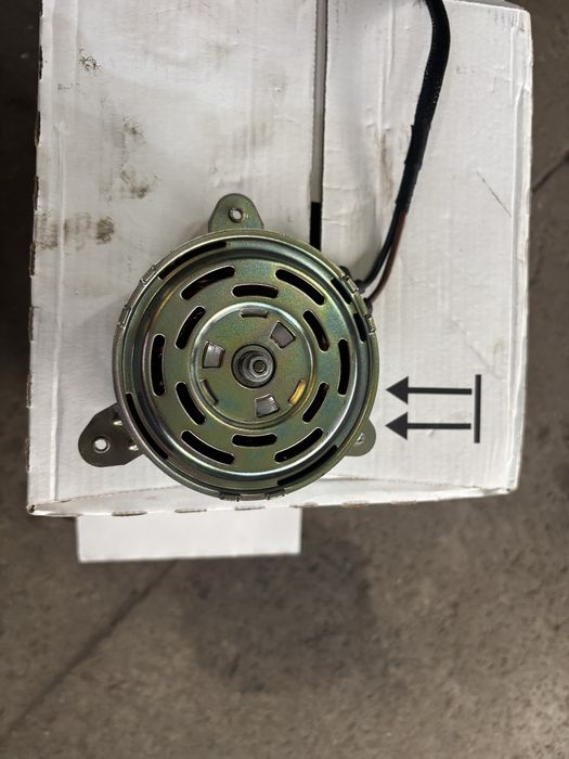 Управление и ел. двигател за перка 1.5 HDI