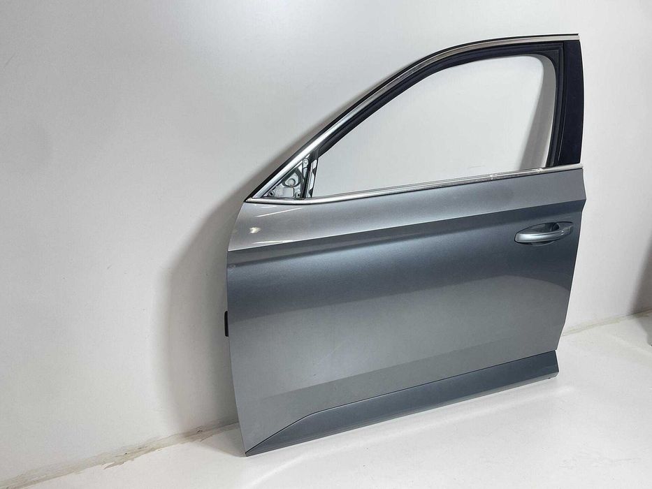 Предна лява врата за SKODA Superb 3V