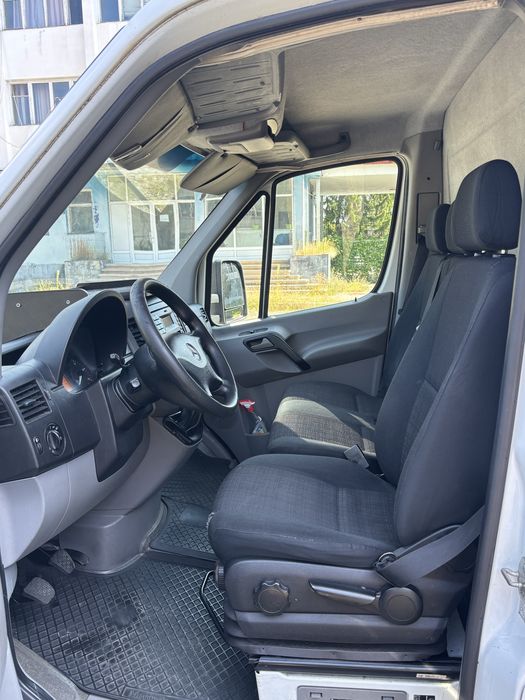 mercedes sprinter
