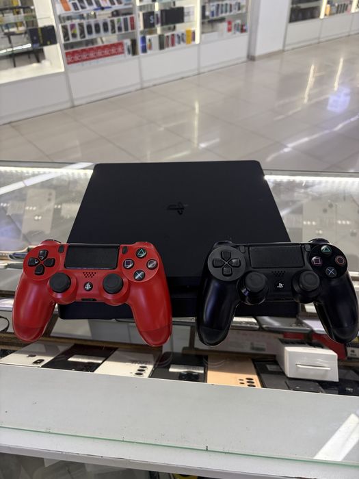 Sony Playstation 4 Slim