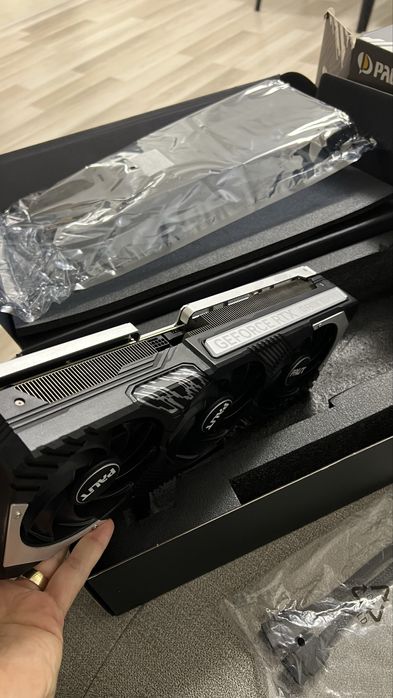 Placa video RTX 4070 Gaming pro OC- Garantie 2027