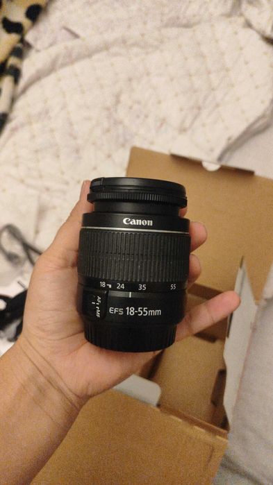 Продам фотоаппарат Canon 1200D