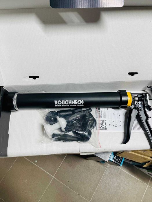 Pistol multifuncțional pentru mortar Roughneck ROU32150, negru