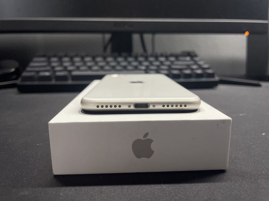 iPhone SE 2022 (3rd Gen) 128 GB