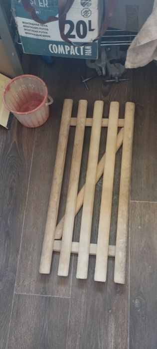 Деревянные подставки.