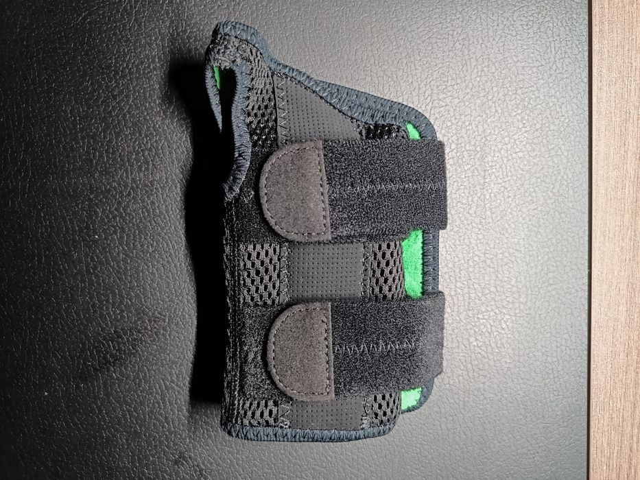 Mueller Bretea de incheietură cu accesorii