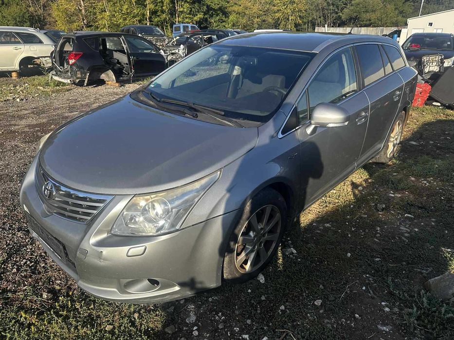 НА ЧАСТИ Toyota Avensis 2 2 DCAT 177 кс