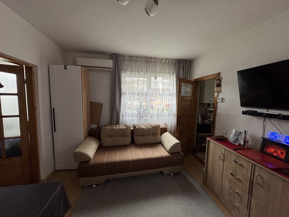 Vanzare apartament 2 camere