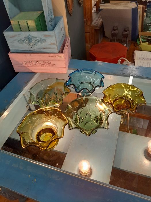 Кувшины и вазы стекло