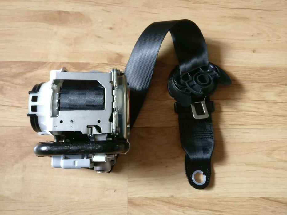 Centuri Siguranta AUDI A6 C8 4K / A7 2019+ Versiunea Standard