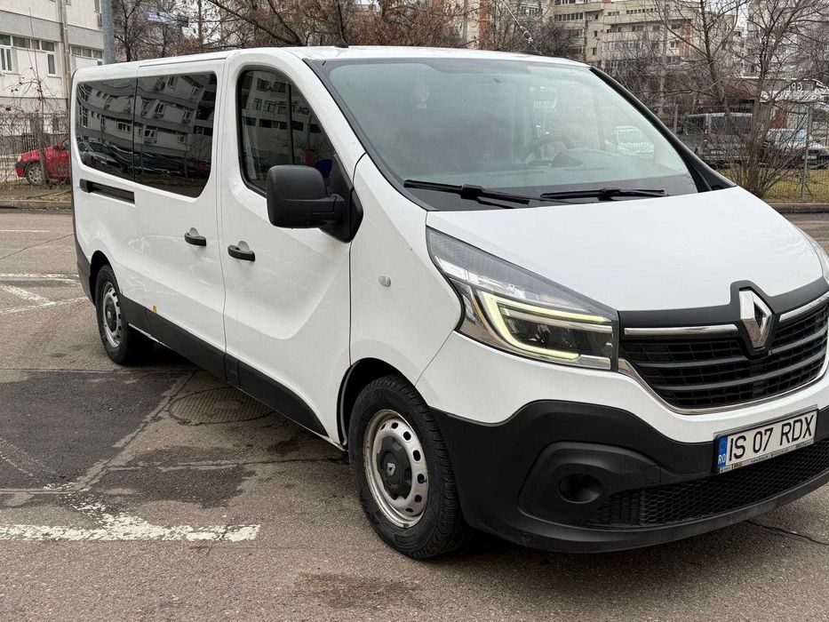Renault Trafic 2021 8+1