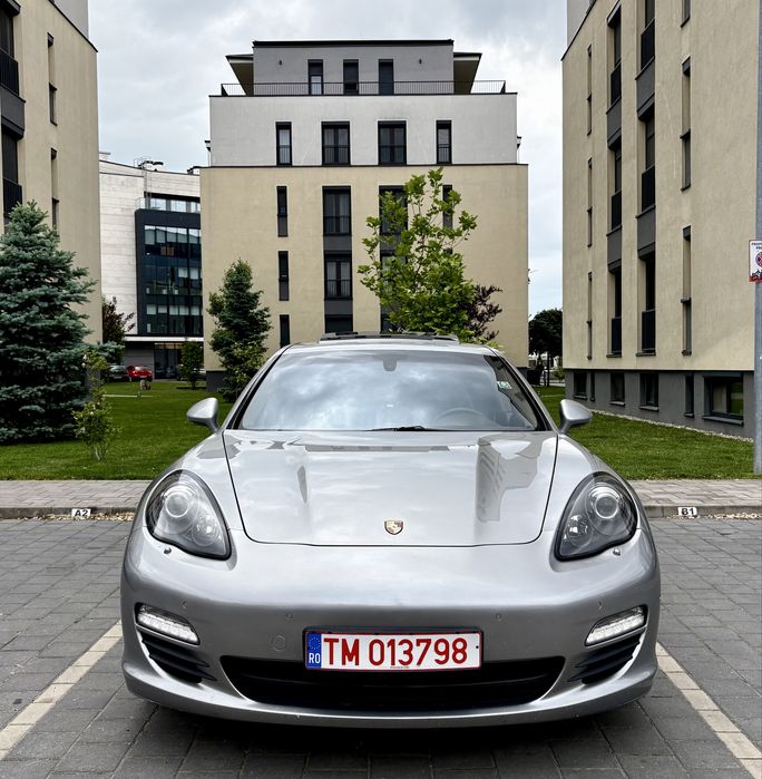 Porsche Panamera S-Hybrid 3.0 Benzina 333CP + 47 CP Electric