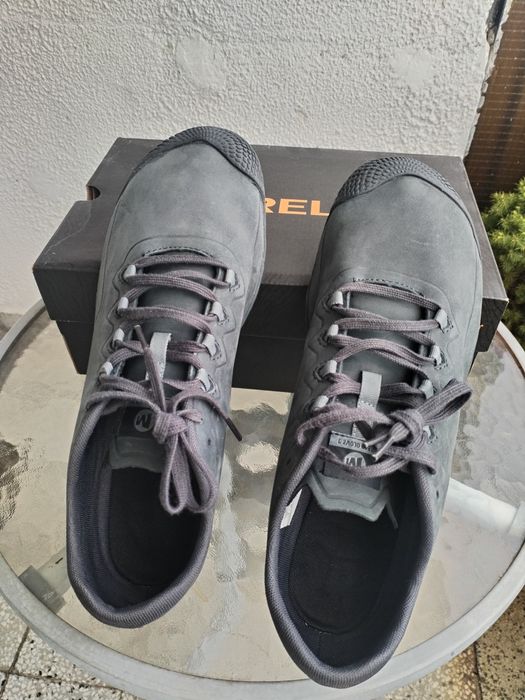 Нови маратонки Merrell