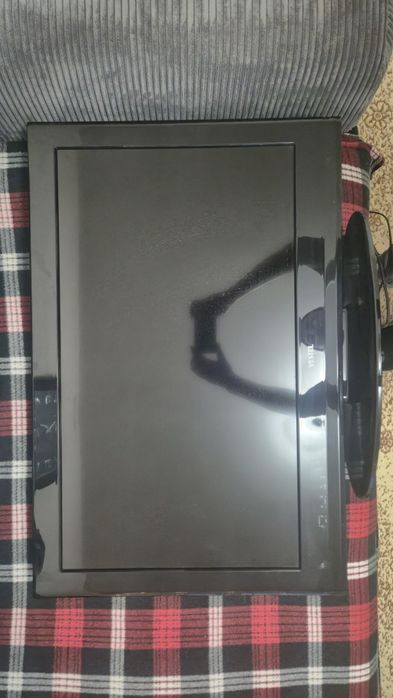 Продам Sony play station 4 pro