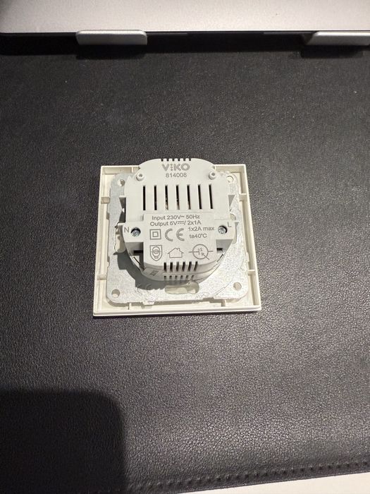 USB розетка (Viko by Panasonic) в идеале