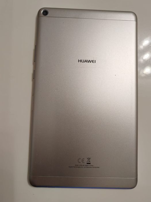 Планшет Huawei продам
