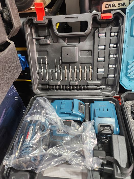 Шуруповёртлар бор 230000сум