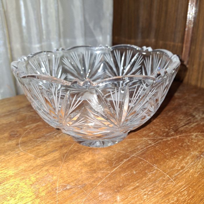 Продаётся старинный хрусталь разного вида