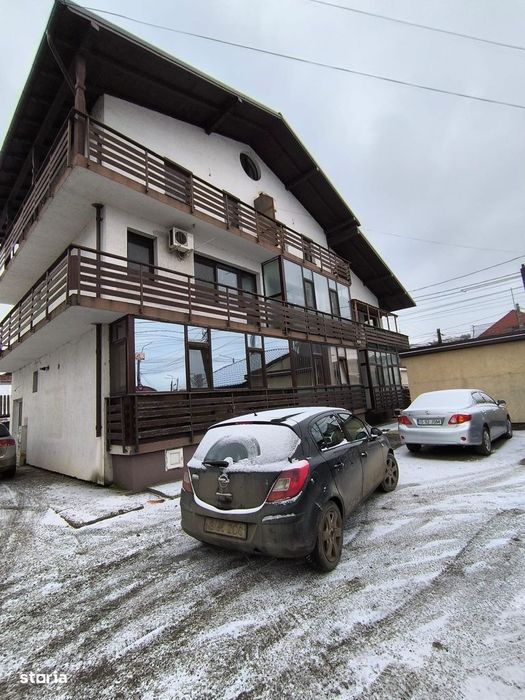 Spatiu comercial Bucium la strada, in intersectia cu str. Trei Fantani