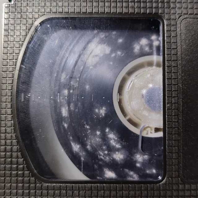 Почистване на VHS видеокасети