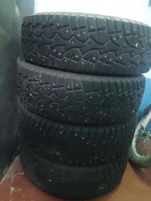 Зимние шины сотилади