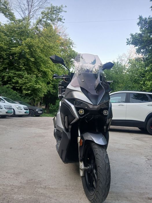 Skuter n max x max yamaha 180 kub