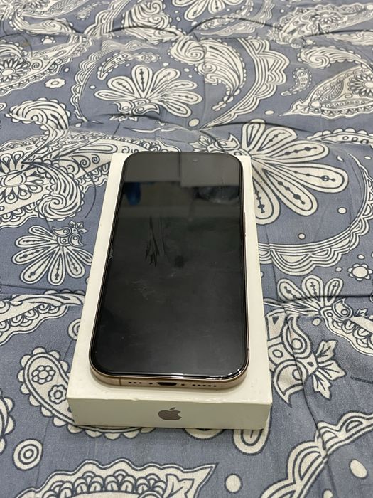 Продам iphone 16 pro 128