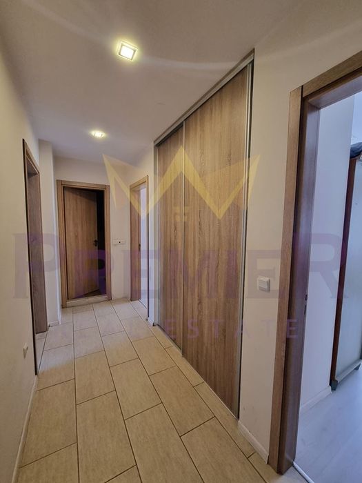 Дава се под наем Тристаен апартамент в Варна, Цветен квартал - 110 кв.м за 612 € - Снимка #8