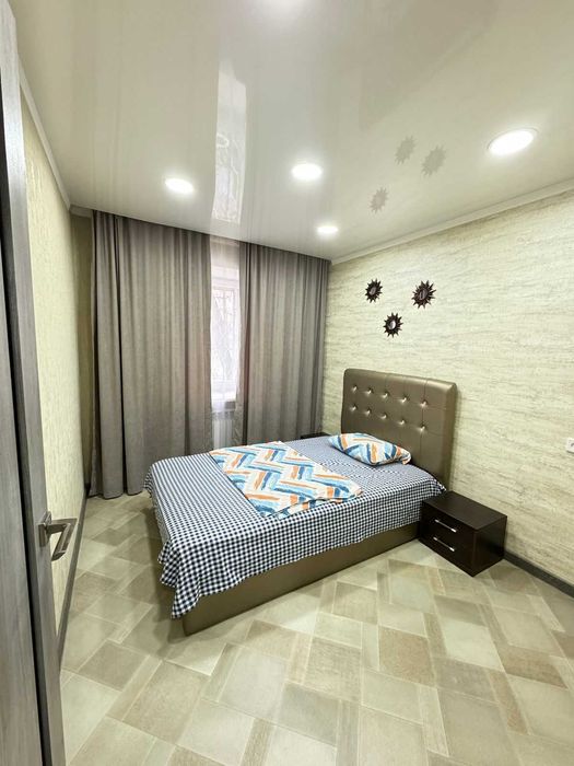 Люкс 3х.ком., Стрелка