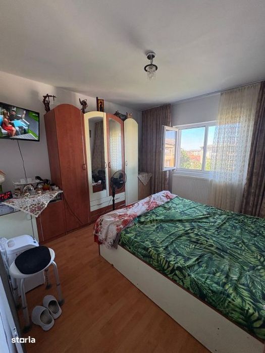 Apartament 3 camere, 64 mp utili, etaj 4/4 – acoperis , orientare ve — fotografia 1