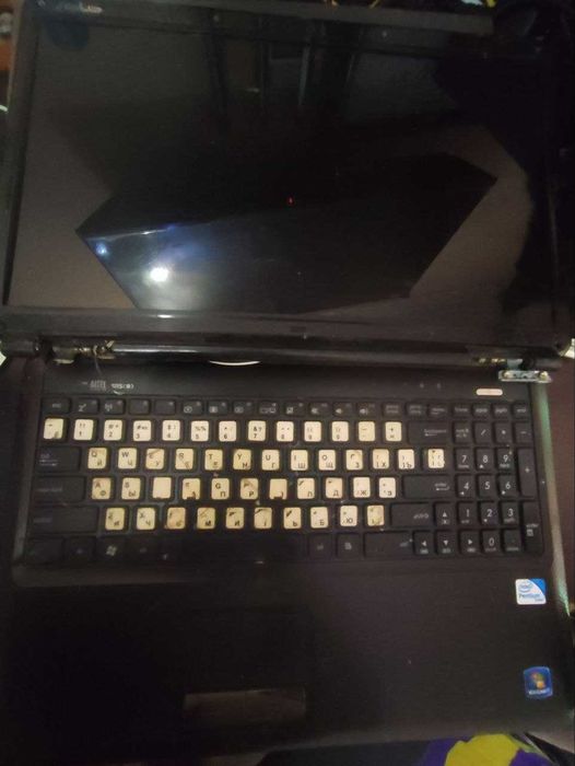 Продам ноут Asus K601 на запчасти