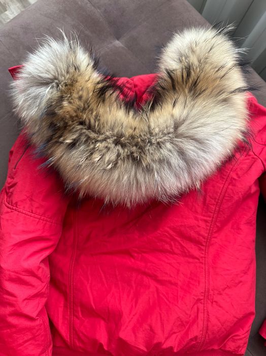 WOOLRICH оригинално дамско яке парка с естествена кожа на яката.