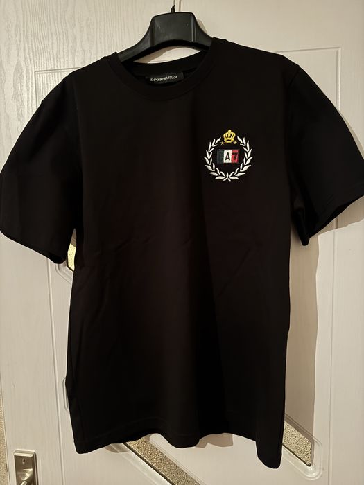 Tricou Armani marimea M nou