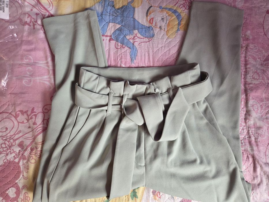 Лот дамски дрехи