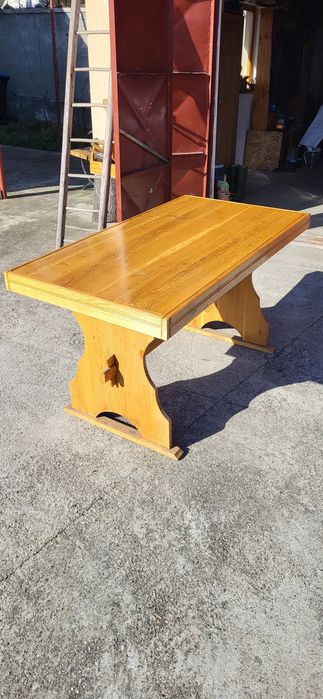 Masă de lemn masiv stejar