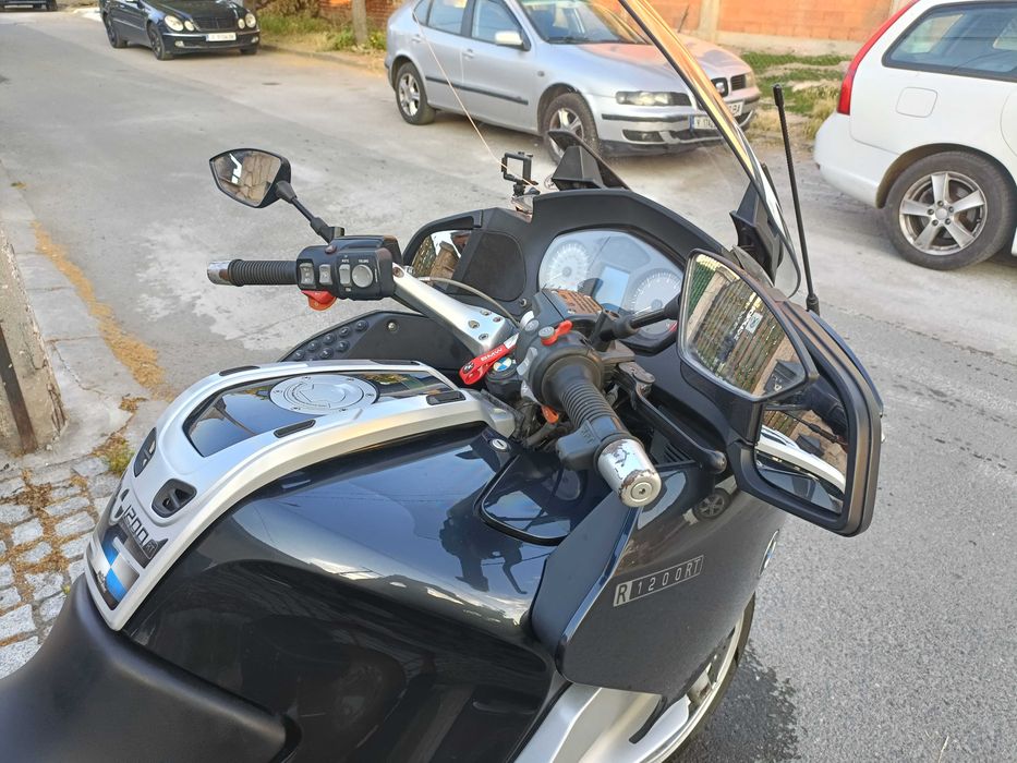 Мотоциклет BMW R1200RT
