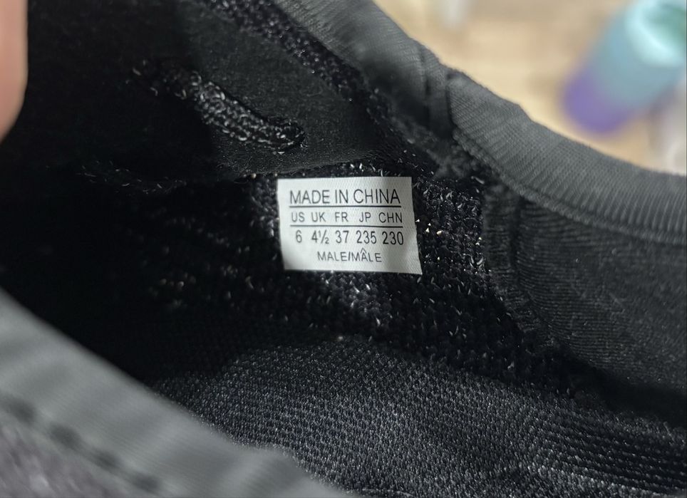 Новые кроссовки 36 р