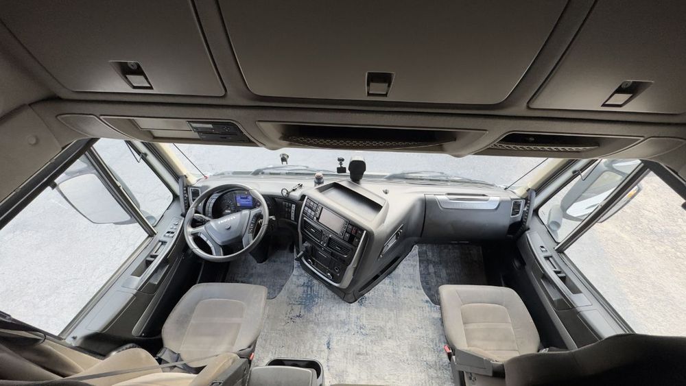 IVECO 400 + Прицеп Сотилади 
 Йили: 2018