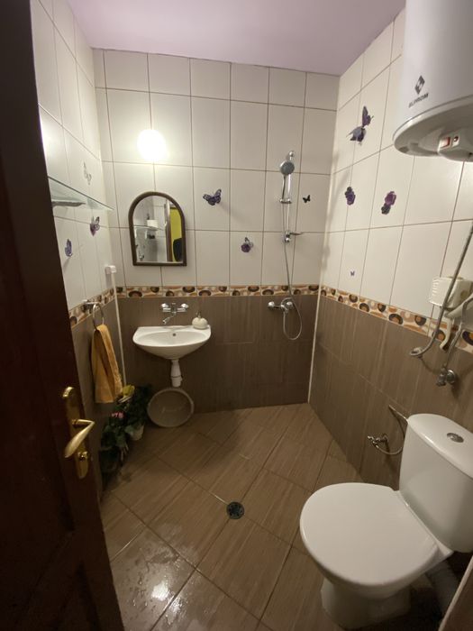 Дава се под наем Двустаен апартамент в Русе, Родина 1 - 56 кв.м за 229.5 € - Снимка #5