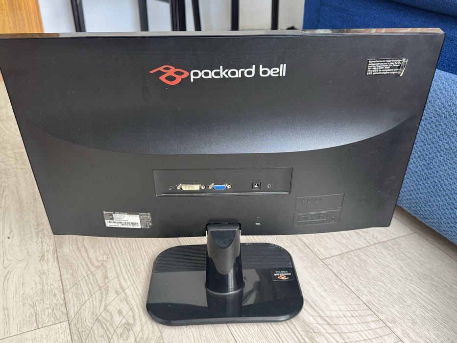 Монитор Packard bell