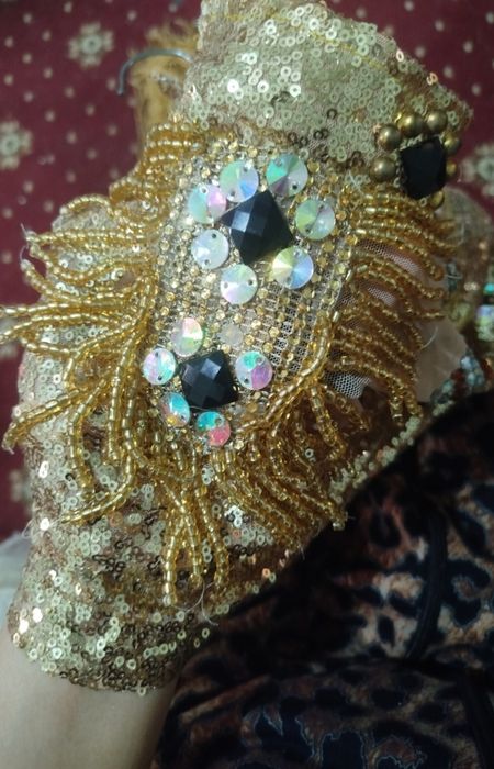 Vecherniy koʻylak kiyganda chiroyli turadi 300ming