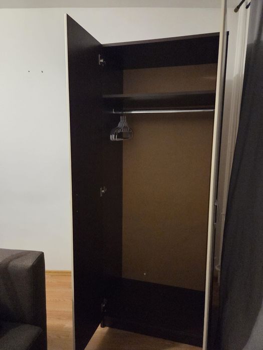 Dulap în 2 uși cu umeraș