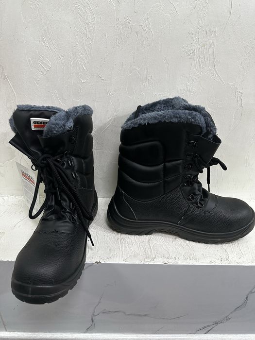 Продам спецобувь