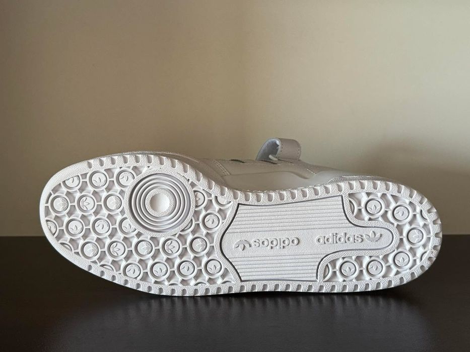 ADIDAS FORUM LOW Налични 43н 27.5см 44н 28см Стелка Нови