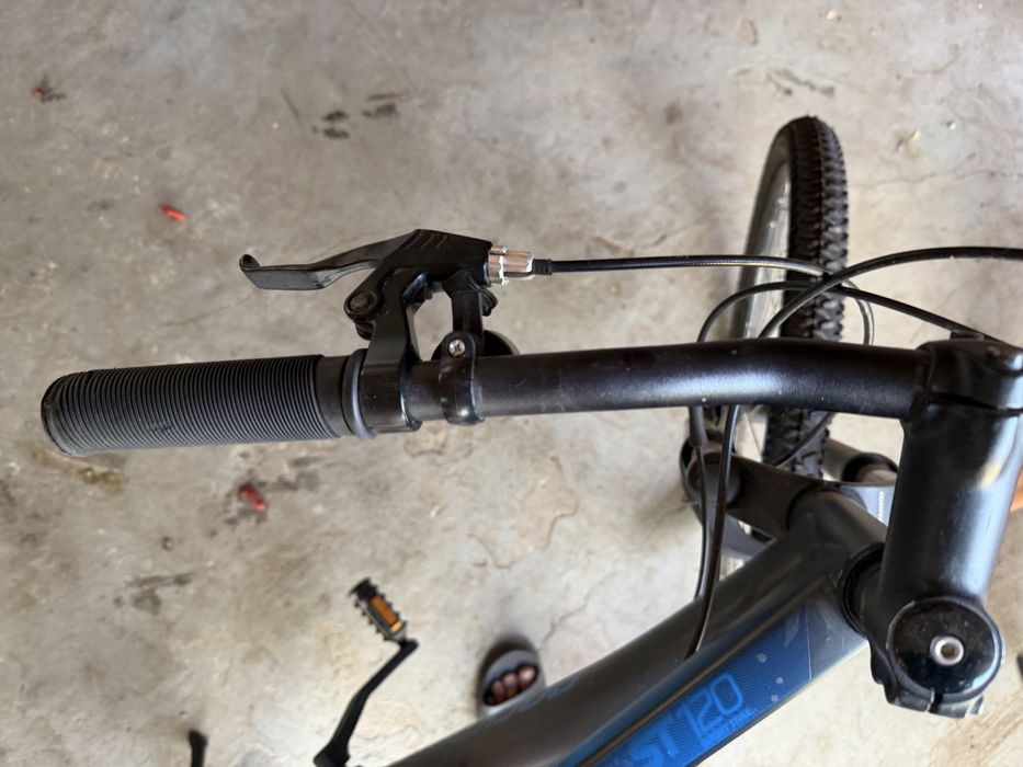 Bicicleta Dechatlin Rockrider St120 de 26”
