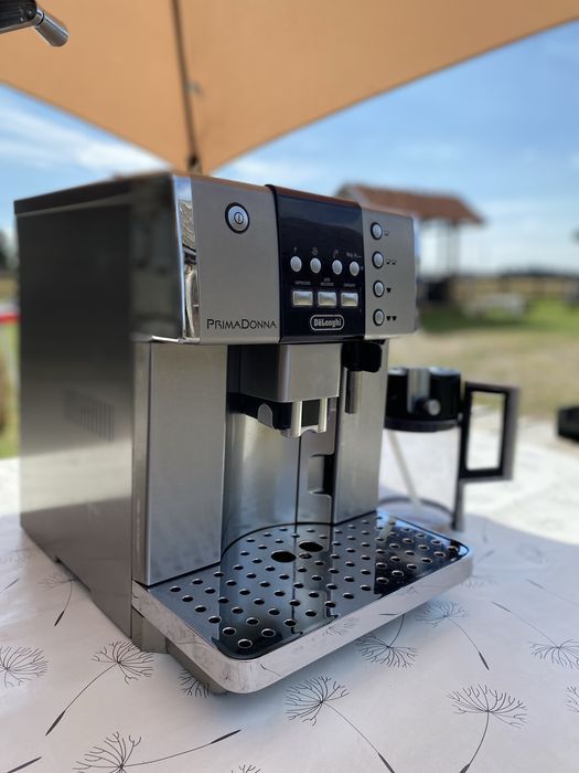 Espressor Automat Delonghi PrimaDonna