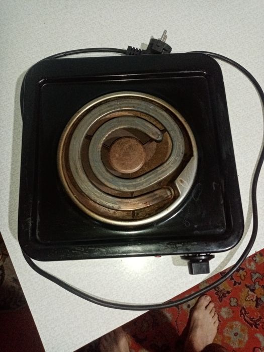 Прадаю плитку одина канфорная