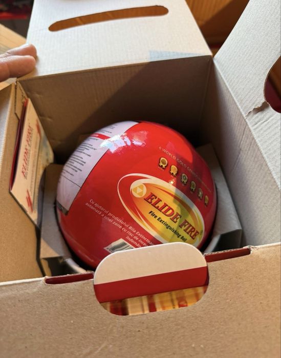 Bila extinctoare, ELIDE FIRE, agent pulbere, 1.3 kg 食 (0 review-uri) Se activează automat la contactul cu flăcările