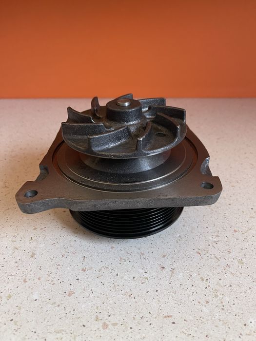 Pompa de Apa JCB buldoexcavator / telescopic / excavator