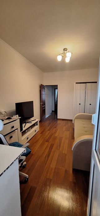 Продаю 2хкомнатную квартиру